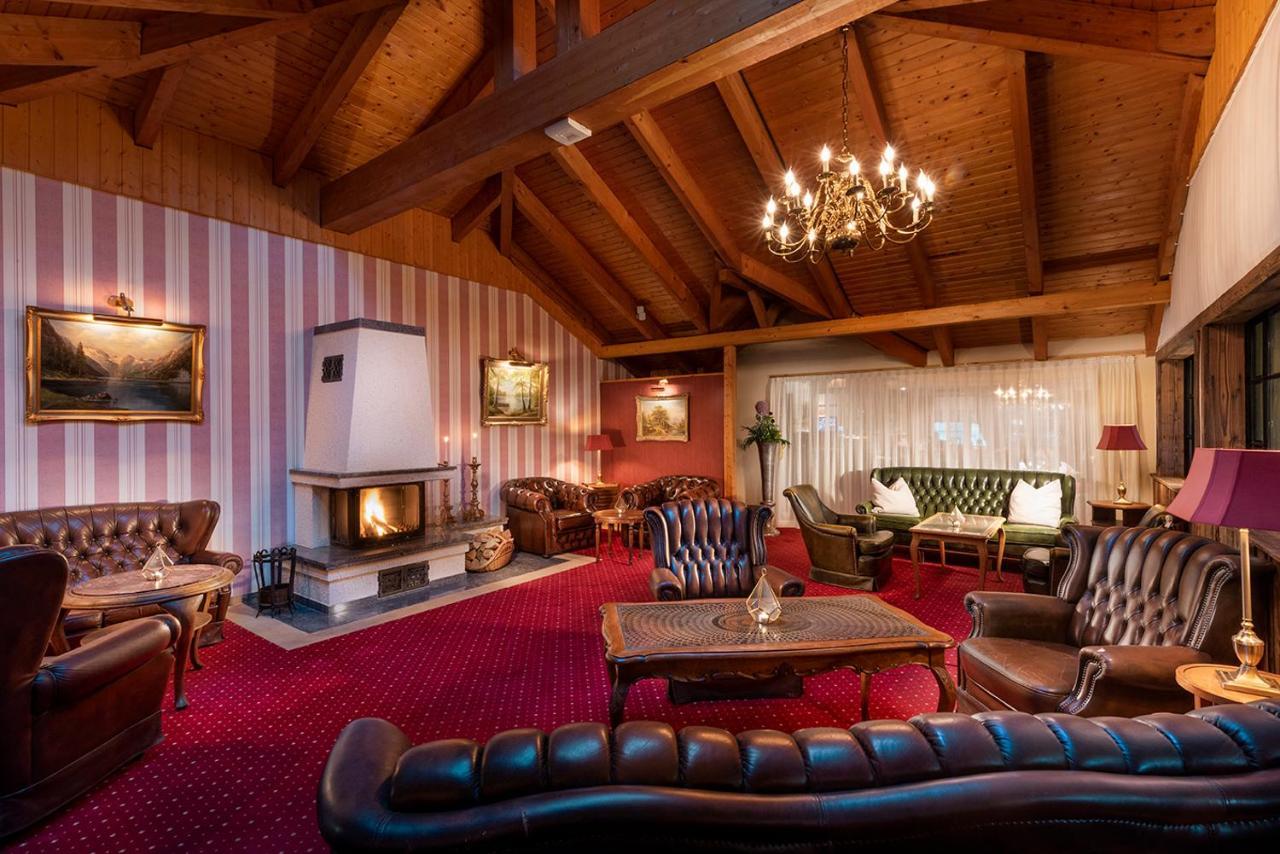 Wellnesshotel Seeschloesschen - Privat- Spa & Naturresort Senftenberg Buitenkant foto