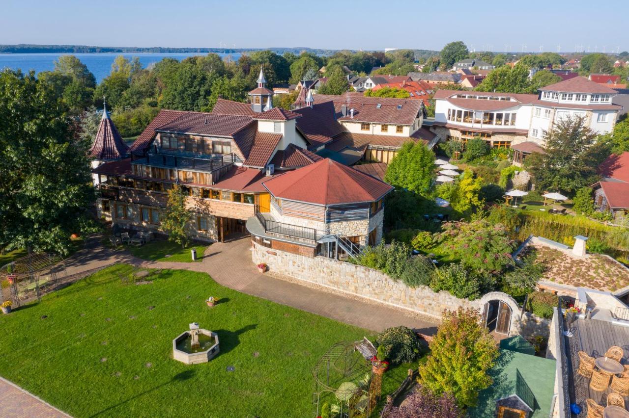 Wellnesshotel Seeschloesschen - Privat- Spa & Naturresort Senftenberg Buitenkant foto