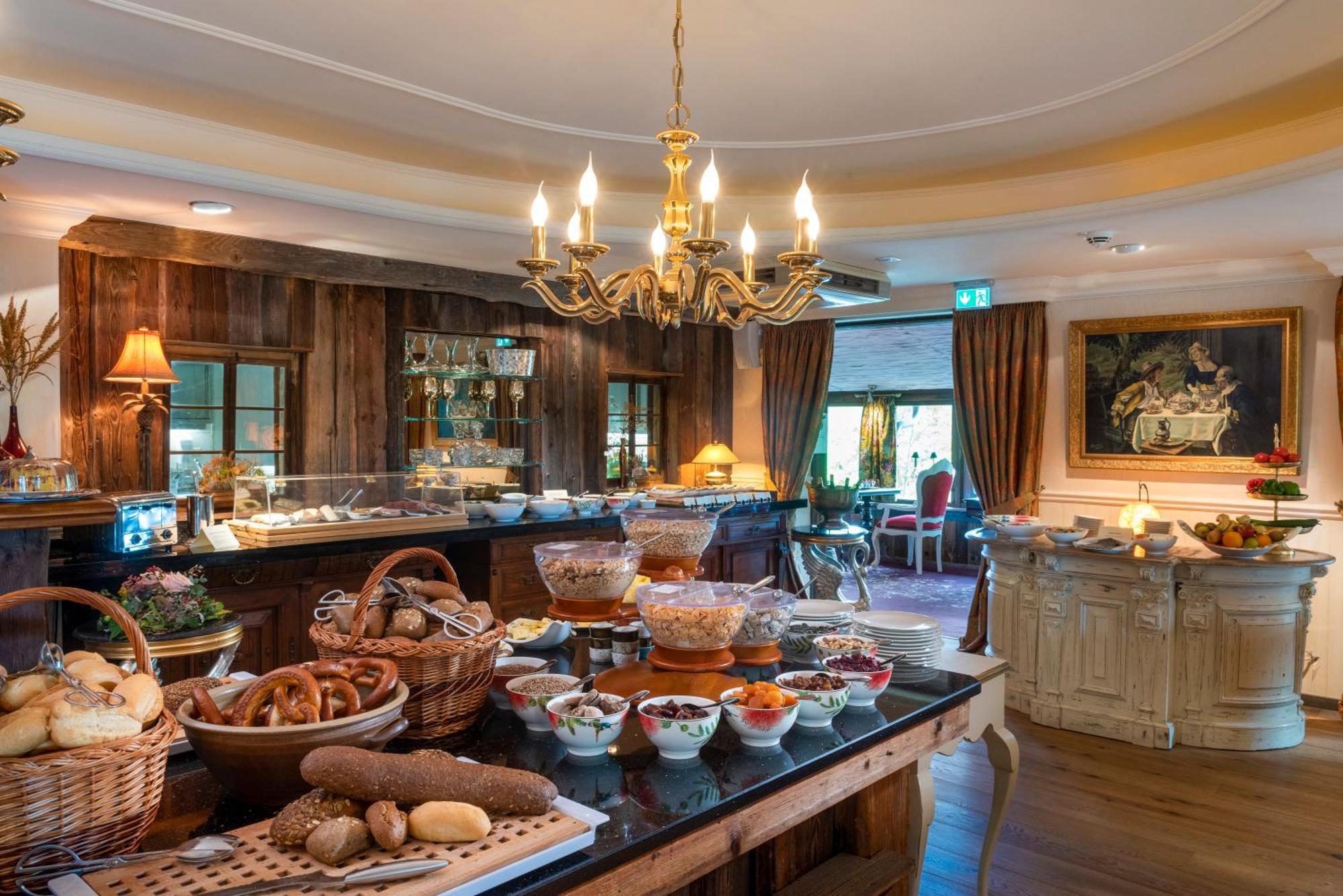 Wellnesshotel Seeschloesschen - Privat- Spa & Naturresort Senftenberg Buitenkant foto