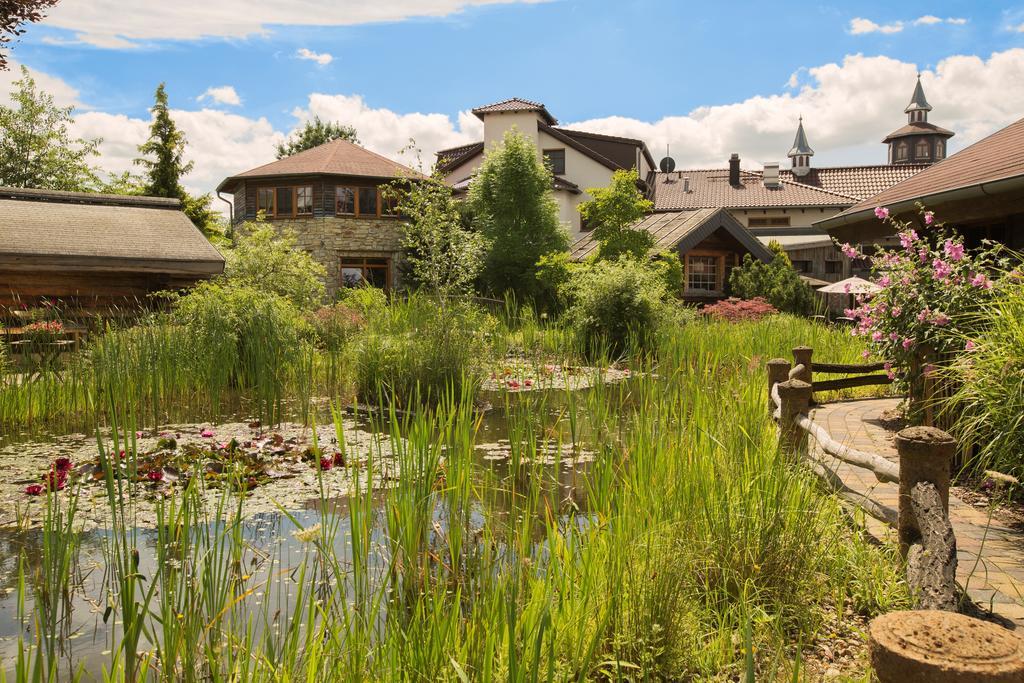 Wellnesshotel Seeschloesschen - Privat- Spa & Naturresort Senftenberg Buitenkant foto